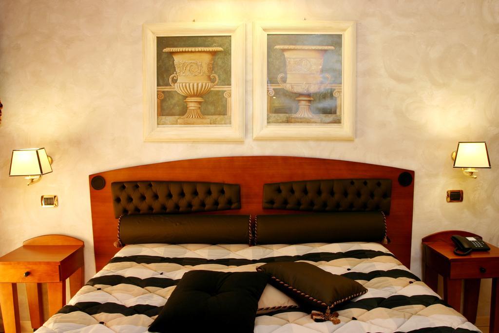 Hotel Columbia Wellness & Spa Montecatini Terme Phòng bức ảnh